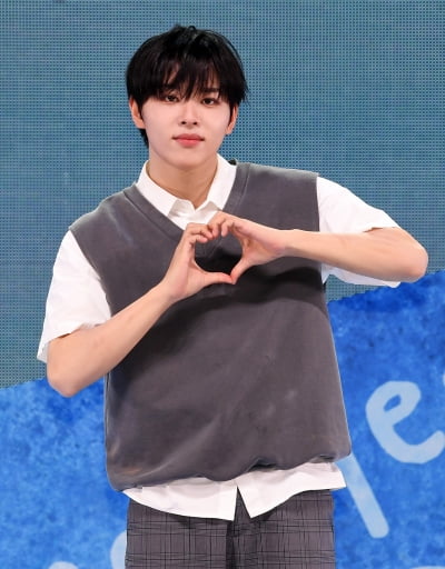 컴백 5일 앞두고 활동 중단…킥플립 "아마루 함께 못해 아쉬워, 건강하게 돌아오길"