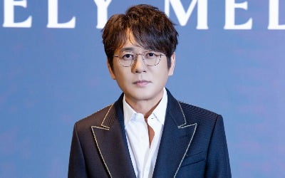 신승훈 "35주년이지만 난 '현재 진행형 가수'…모두 기다리게 해 미안"