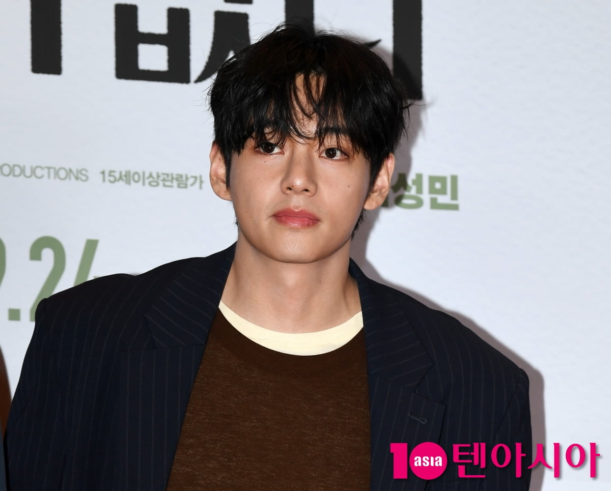 방탄소년단 뷔, 가질 수 없는 남친의 비주얼...우수에 젖은 눈망울[TEN포토+]