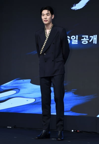박서함, 미소가 햇살일세...남성미 넘치는 포즈[TEN포토+]