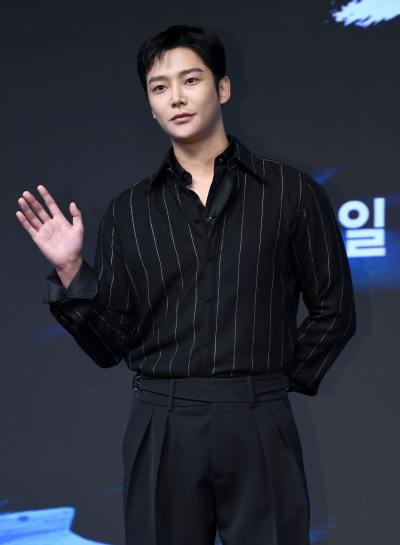 로운, 별을 담은 눈동자[TEN포토+]