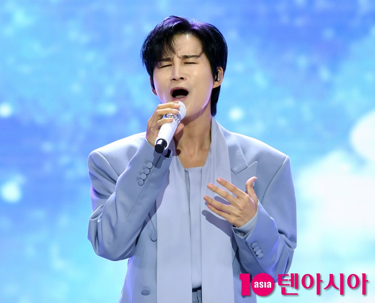 김희재, 애절한 신곡 '다신 볼 수 없는 내사랑'[TEN포토]
