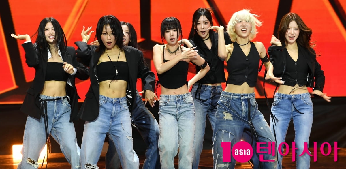 배드빌런, 화려한 스릴러 무대[TEN포토]
