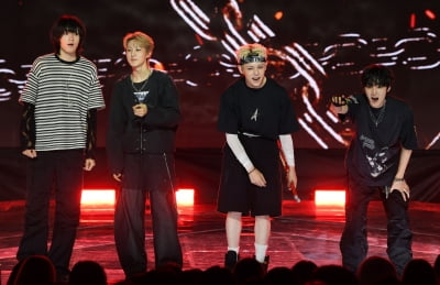 에이엠피, 리듬을 타며~[TEN포토]