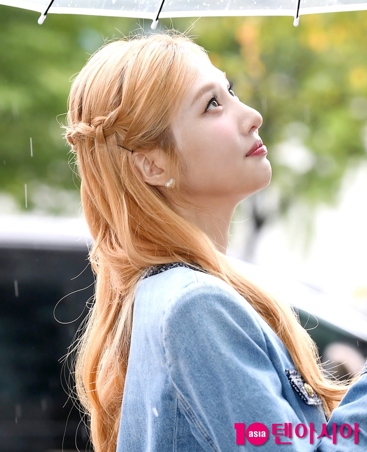 조이, 우산쓰지마 꽃에 물줘야해...눈부심 그 자체[TEN포토+]