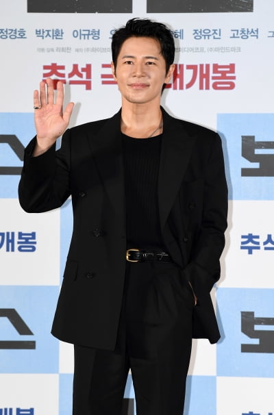 "물의를 일으킨 것 같아"…이규형, '보스' 행사장서 공식 사과