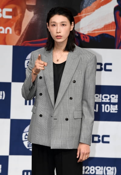 '배구 여제' 김연경, 구단 창설 소식 알려…팀명은 '필승 원더독스'('신인감독')
