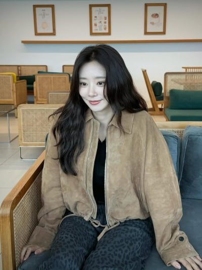 '35세' 이주빈, 화사한 미소에 '심쿵'…20대도 울고갈 빛나는 미모