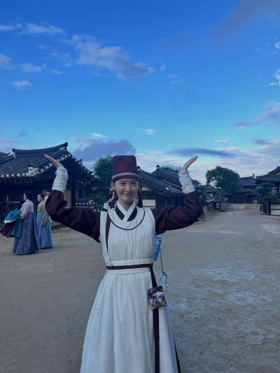 '250억 청담동 건물주' 임윤아, 35세 안 믿기는 우월한 미모…목선 부터 길어 여신이네