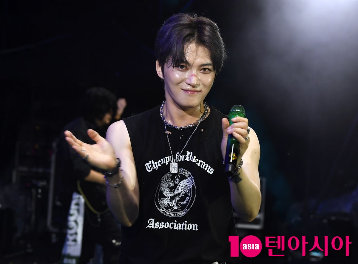 'ATA' 김재중, 요섹남의 멋진 무대 뽐내며[TEN포토+]