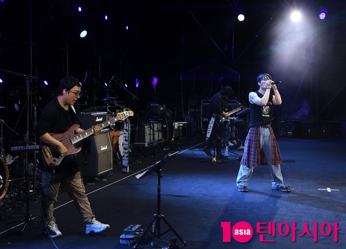 'ATA' 김재중, 요섹남의 멋진 무대 뽐내며[TEN포토+]