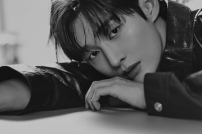 [공식] 워너원 윤지성, '프로미스나인 출신' 이새롬과 ♥핑크빛…9년 차에 회장품 CEO 도전 ('나만')