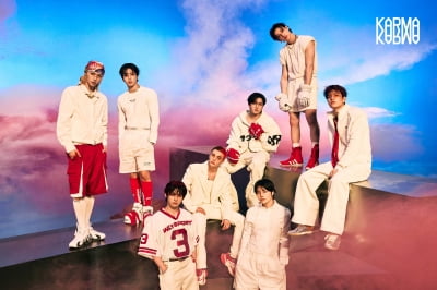 스트레이 키즈, 미국 서 훨훨 날았다…'KARMA'로 미국 연간 누적 판매량 1위