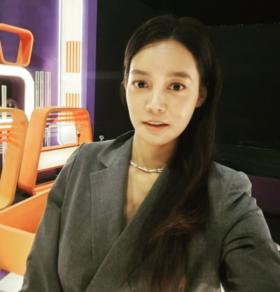 '돌싱' 안현모, 결혼식에 모습 드러냈다…"이런 신랑 처음이야"