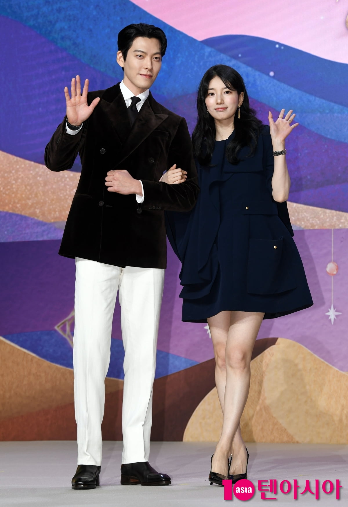 김우빈-수지, 비주얼 커플...지니와 주인님[TEN포토+]