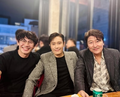 25년 만에 성사된 이병헌·송강호·신하균 조합…박찬욱 "나이 치곤 잘 관리"('어쩔수가없다') [인터뷰②]