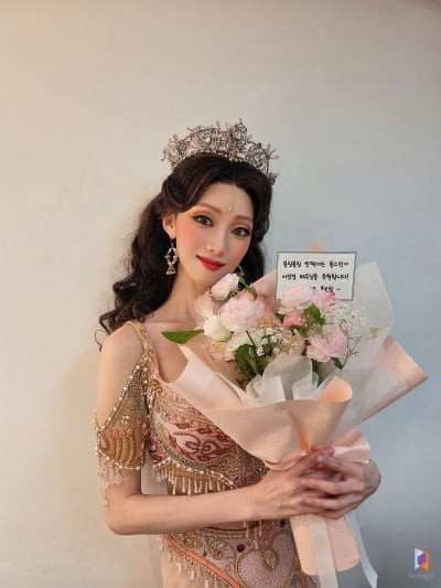 이성경, 연기력 논란에도…"하루도 안 거르고 열심히 연습, 무릎 꿇고 기도해" ('알라딘')[일문일답]