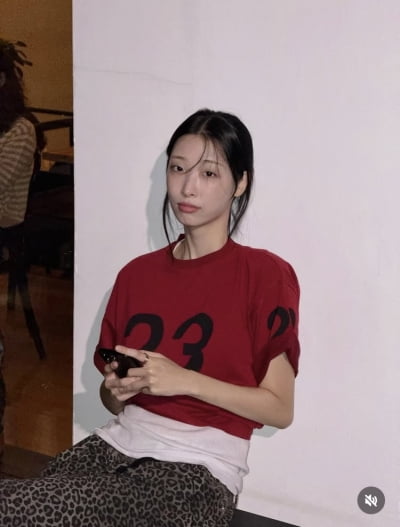 Actress Ryu Da-in Shares Casual Style Update Amidst Public Romance