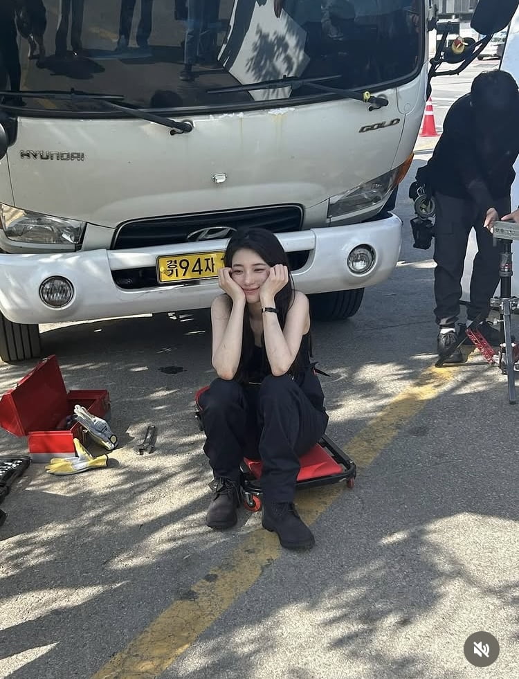 수지, 극에선 사이코패스인데…지니도 깜짝 놀랄 미모