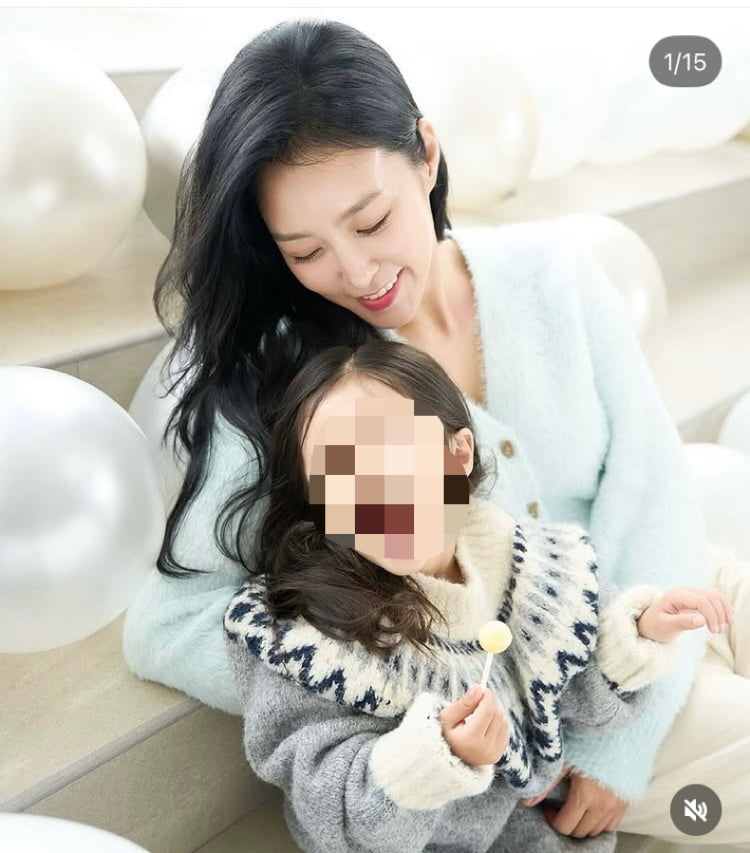 ‘축의금만 1억 6천만원 약속’ 신현준, 똑닮은 가족사진 공개