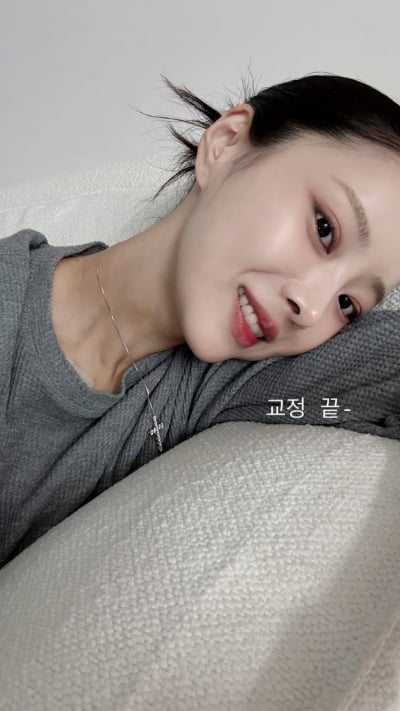 10기 옥순, 이혼설 종결하고 교정도 끝나고…V라인 어마무시