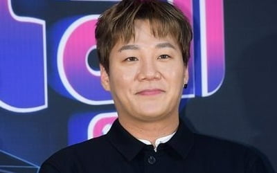 '이혼' 윤민수, 전처와 동거 끝냈다…럭셔리 4층집으로 이사, "후가 좋아하겠네" ('미우새')