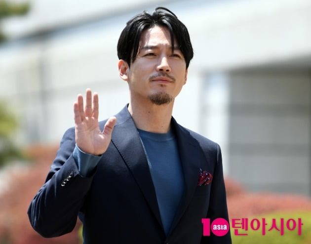 장혁, ♥아내와 별거 중인데…돌연 사생활 압수 당했다, "한때는 청춘스타" 씁쓸 ('핸썸즈')