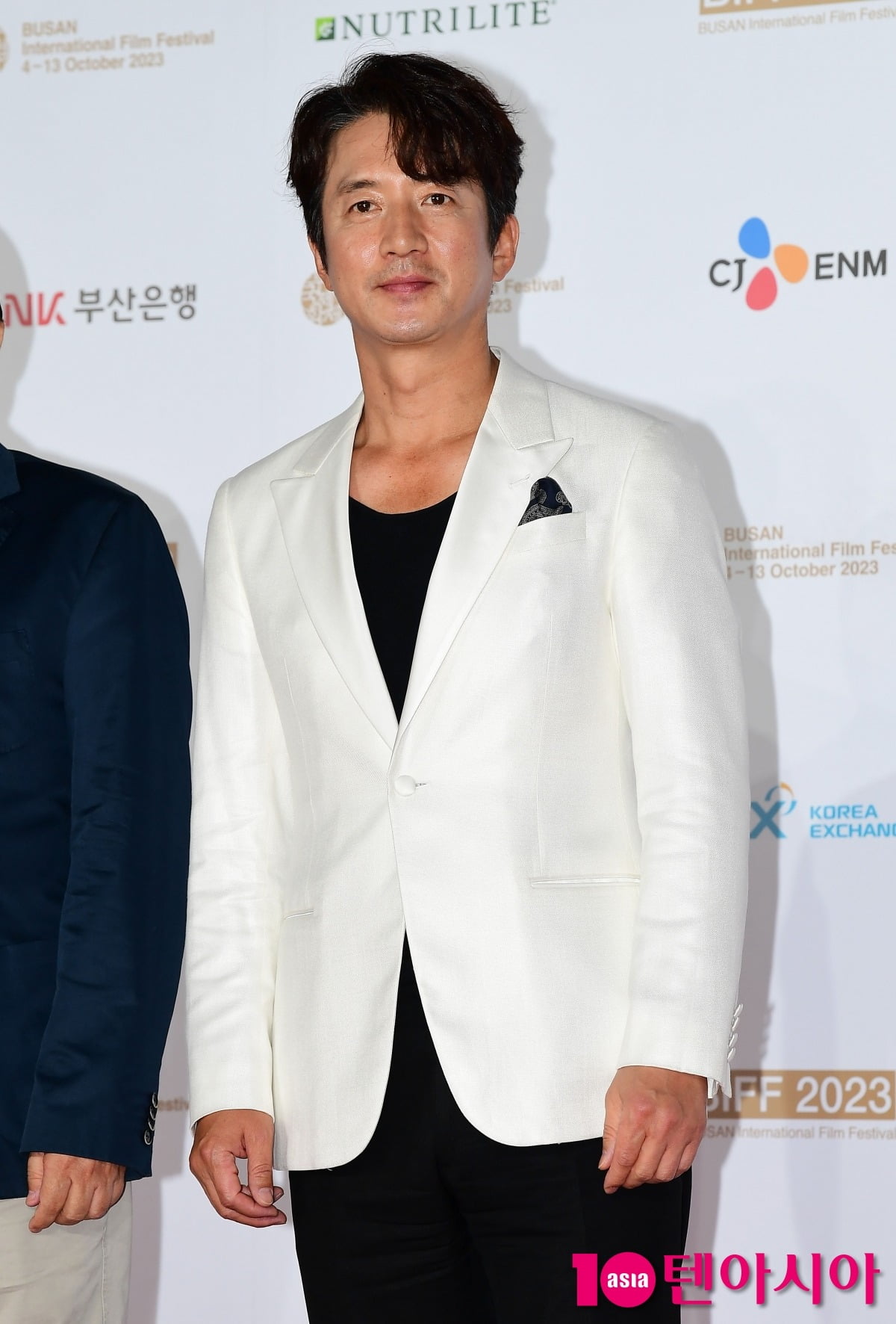 "결혼 2번 했다"…'이하정♥' 정준호, 57년 만에 충격 고백 ('독박투어4')
