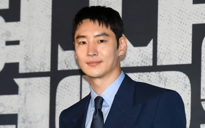 'Taxi Driver 3' Returns: Cast Gathers for Script Reading Ahead of November Premiere