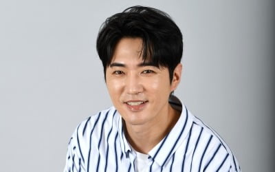 [공식] '46세' 데니안, 데뷔 27년 차에 기쁜 소식 알렸다…요리 예능 '알토란' 새 MC 발탁