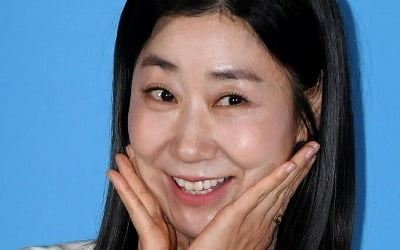 '13kg 감량' 라미란, 뉴욕 뷰티숍 CEO 됐다…박민영·차홍, 직원으로 '스카웃' ('퍼펙트글로우')