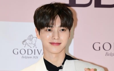 [공식] '1일 전역' 송강, 마침내 기쁜 소식 알렸다…"행복한 추억의 시간이 되길 바라"
