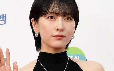 [종합] 카라 강지영, 태도 논란에 입 열었다…"日 예능은 무례한 거 안 시켜" ('라스')