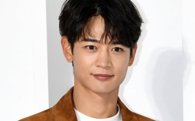 [공식] 샤이니 민호, 데뷔 18년 차에 기쁜 소식 전했다…12월 단독 팬미팅 개최