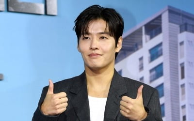강하늘, '오겜' 촬영 현장 폭로했다…"공포심 느껴, 눈 떠보니 아무것도 안 보여" ('라스')