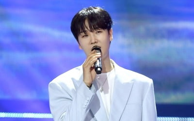 송민준, 겹경사 터졌다…콘서트 성료→드라이브 갈 때 옆자리 태우고 싶은 남자 트로트 가수 1위 [TEN차트]