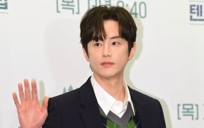 '황승언 동생♥' 권율, 촬영 중 깜짝 고백했다…"불효자에 등골 브레이커였어" ('뚜벅이')