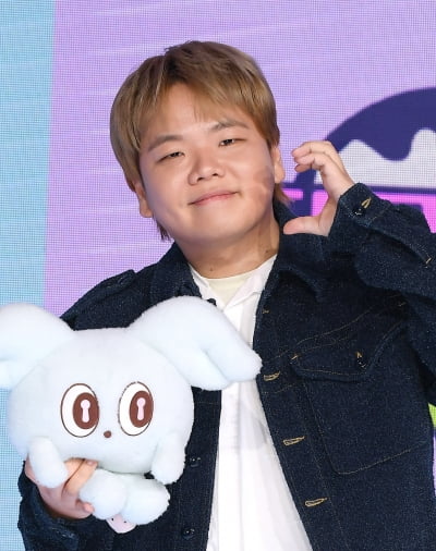 [종합] '결혼식 코앞' 곽튜브 "평소 먹으면 이런 맛 안 날 것"…타지에서 밥 먹고 감격('밥값은')