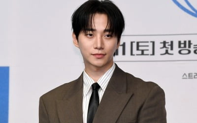 이준호, 父 무역회사 CEO 됐다…"사장인데 내가 막내" ('태풍상사')