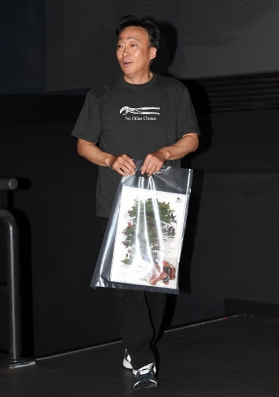 '어쩔수가없다' 이성민, 관객들과의 만남은 즐거워[TEN포토+]