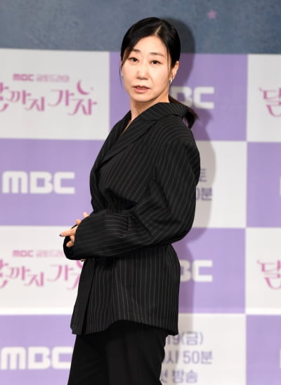 라미란, 모친상…"따뜻한 위로 부탁"