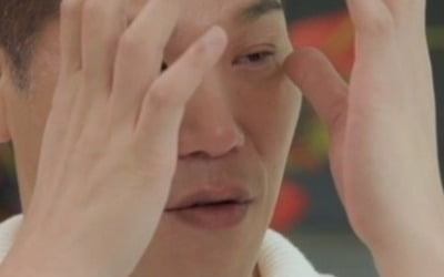 [종합] '700억 건물주' 서장훈, 결국 눈물 쏟았다…양재동 6층 빌딩 현찰 매입에 "울컥" ('백만장자')