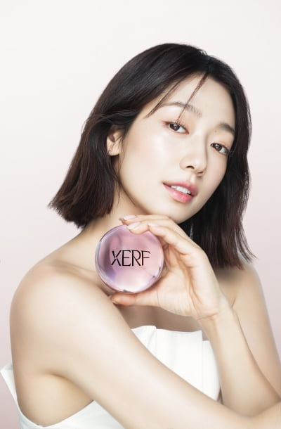 '최태준♥' 박신혜, 결혼 4년 차에 벅찬 소식 알렸다…"글로벌 가치 위한 전략적 결정"