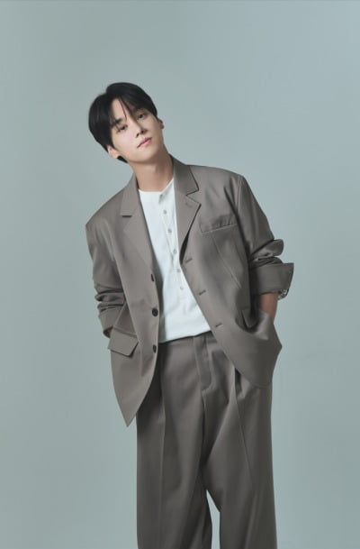 Hong Seung-beom Triumphs in 'Casting 1147km', Embracing New Challenges at 33