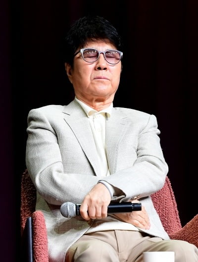 '가왕' 조용필, 28년 만에 KBS 단독 무대 복귀…최고 시청률 18.2% 찍고 연휴 평정 [종합]