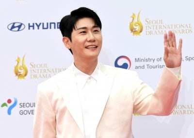 강형욱·박세리는 하차했는데…영탁, 18년 만에 첫 예능서 심리적 버팀목 활약 ('개훌륭')