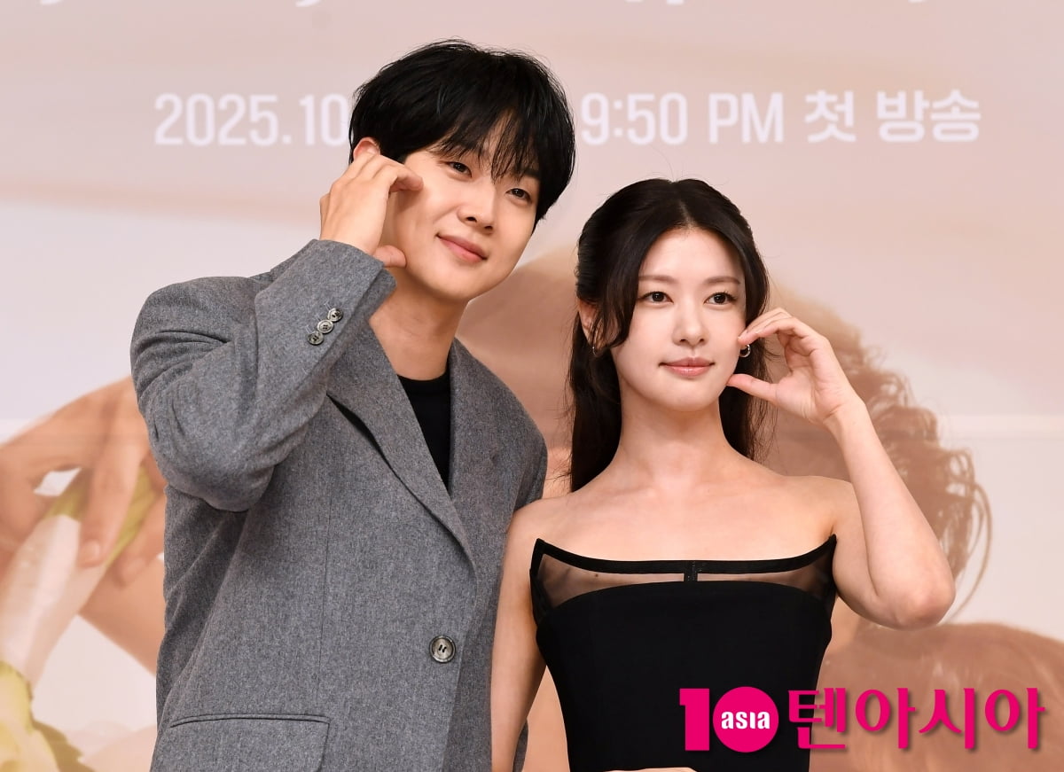 최우식-정소민, 현대판 선남선녀[TEN포토+]