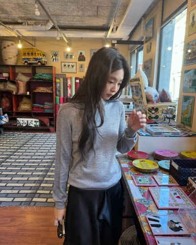 '게시글 1건당에 7억' 블랙핑크 제니, 일상도 빛나는 월클의 품격
