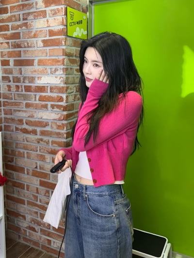 '이광수와 8년째 연애♥' 이선빈, 이렇게 청순해도 되는 걸까…군살 없는 뼈말라 몸매 '감탄'