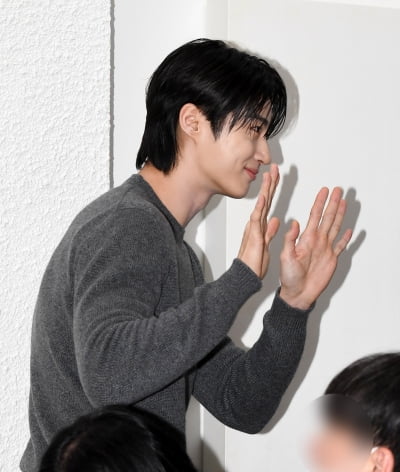 변우석, 촉촉한 눈빛...귀공자 포스[TEN포토+]